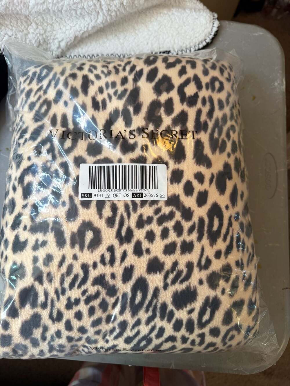 Victoria's Secret Leopard Print Blanket OS New in Package